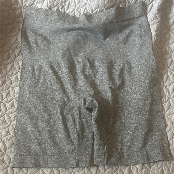Skinnygirl Heather Gray Shapewear Shorts - Picture 2 of 3
